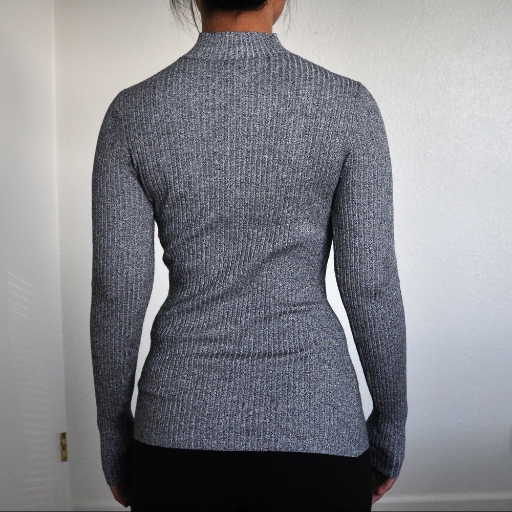 Gray Sweater - Picture 5 of 7
